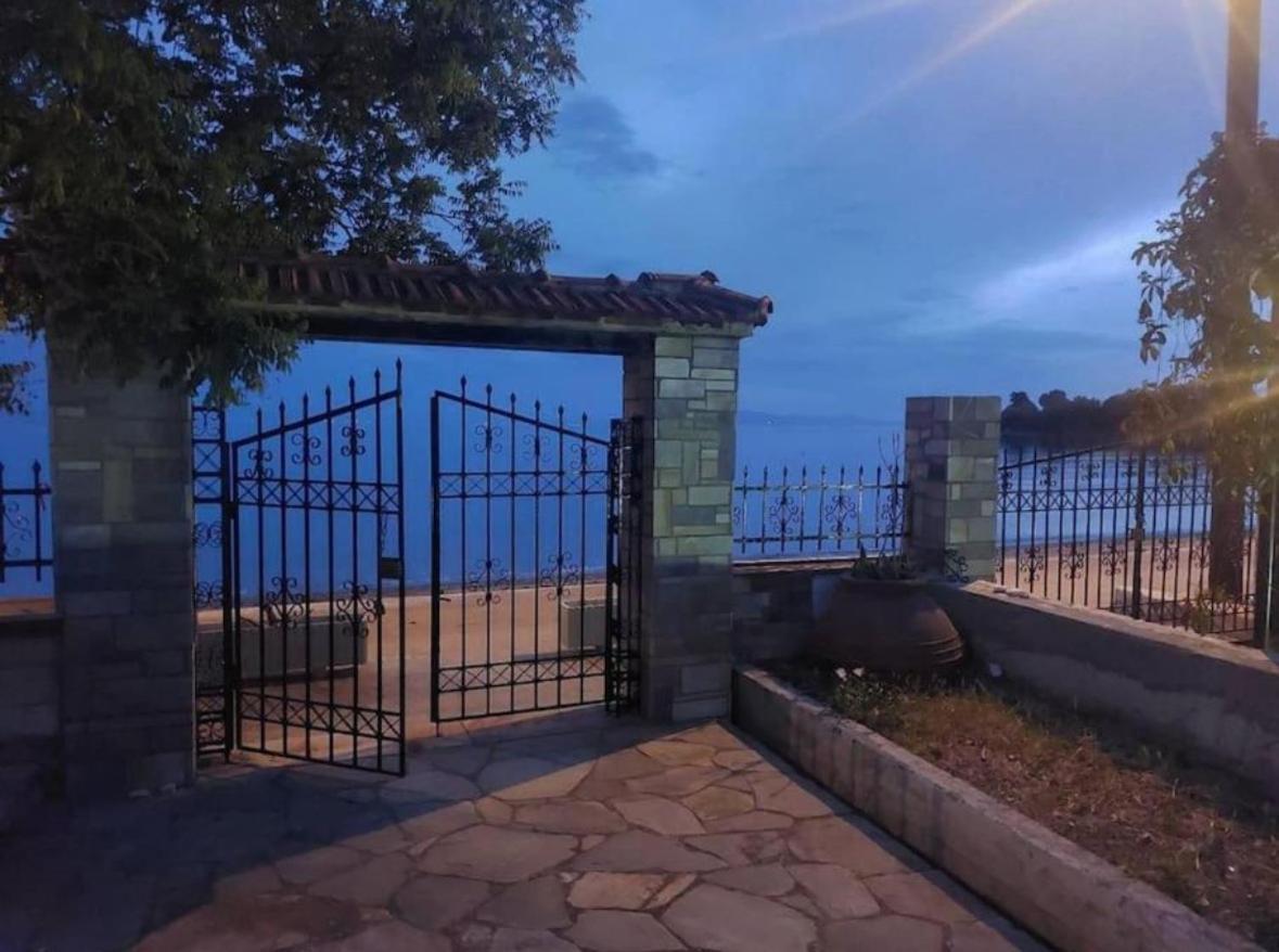 Homico 1 Lefokastro Villa Екстериор снимка